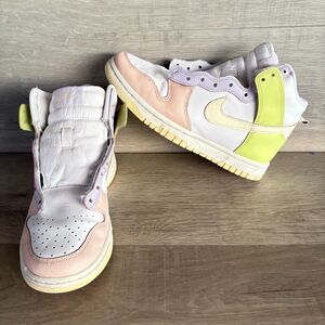 Nike Dunk High White Cashmere Lemon Twist Athletic Shoes US 5.5 Women DD1869-108